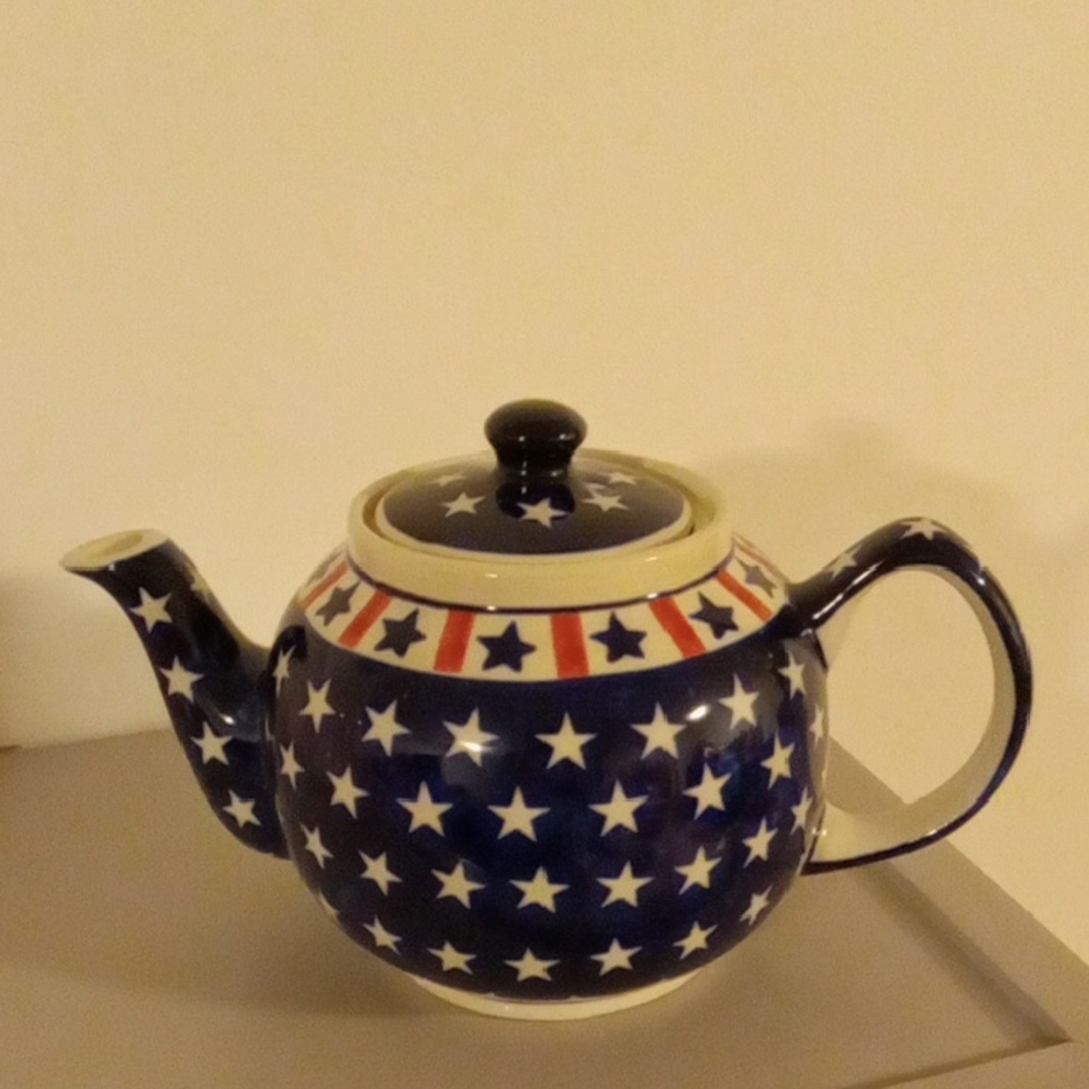 Polish Pottery Patriotic Tea Pot.